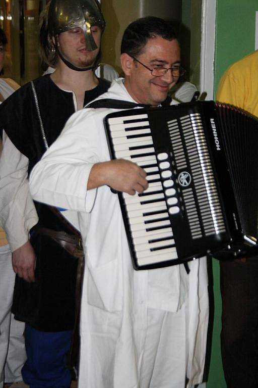 Jan Čenský doprovázel královnu Barboru jako ceremoniář.