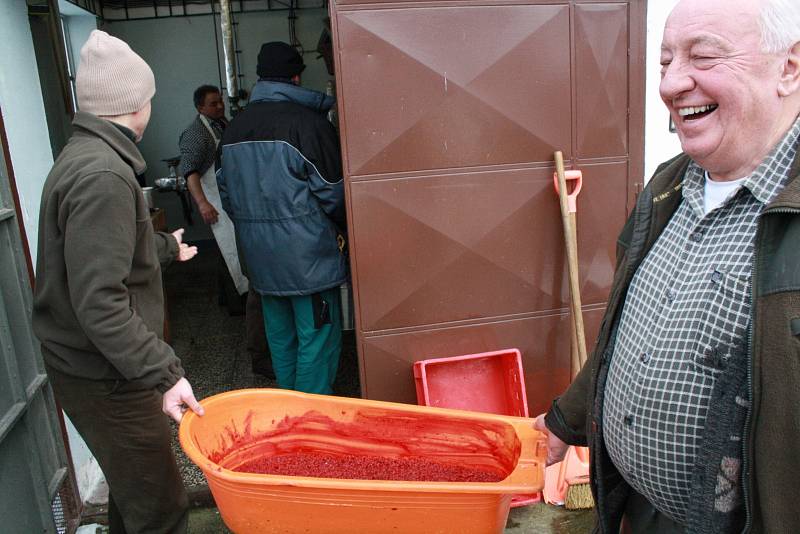 Výjezdní zasedání bývalé Zemanovy vlády v Hodoníně i s bývalým premiérem a současným prezidentem Milošem Zemanem.