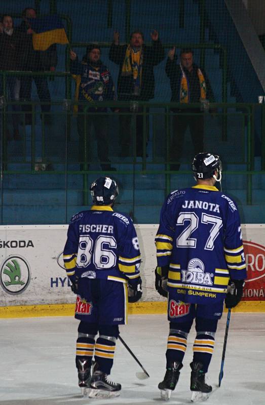 Hodonínští hokejisté prohráli ve 41. kole druhé ligy se Šumperkem 1:5. Drtiči se po sobotním zápase zlobili na rozhodčího Vrbu.