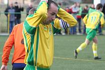 MSFL 2009/10: FK Mutěnice (ve žlutém) vs. Fulnek