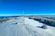 Velká Javořina láká lyžaře, běžkaře i milovníky zimní turistiky.