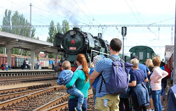 Na nádraží v Hodoníně přijely historické lokomotivy a Legiovlak.