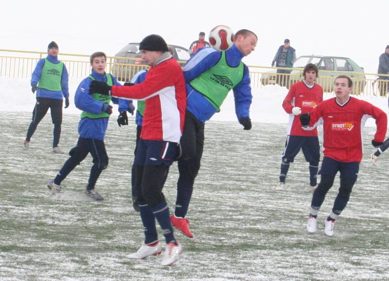 Šardice vstoupily do zimní přípravy bezgólovou remízou s Hlukem