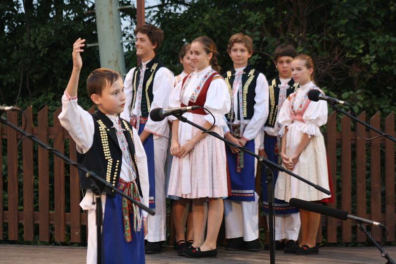 Ozvěny Horňácka ve Velké nad Veličkou.