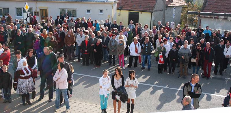 Bukovanskou kapli zasvětil arcibiskup Graubner bývalému papeži Janu Pavlu II.