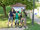 Jakub Buček z Hodonína prošel se dvěma kamarády Bílé Karpaty. Za pět dní ušli  130 kilometrů. Kvůli náročnosti trasy ale do cíle nedorazila celá trojicei.
