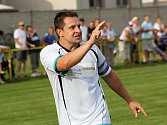 Kapitán Vacenovic Miroslav Sladký rozhodl šťastným gólem derby se Slavojem Rohatec. Záložník Mogulu se trefil do sítě Slavoje v posledních dvou zápasech třikrát.