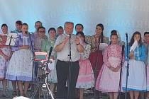 Češi v Rumunsku oslavili 200 let od svého příchodu. Pomáhá jim Charita Hodonín