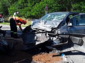 Nehoda osobního auta a dodávky uzavřela silnici číslo 380 poblíž Hodonína.