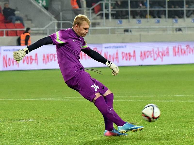 Jednatřicetiletý brankář Skalice Michal Lupač si na hřišti Spartaku v Trnavě odbyl premiéru v nejvyšší slovenské fotbalové soutěži. 
