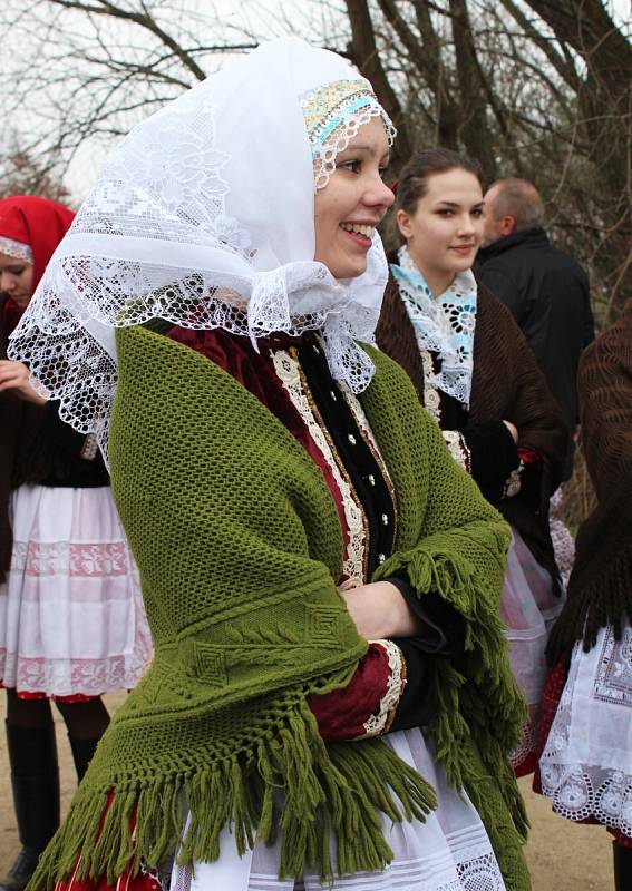 Pořad Národního ústavu lidové kultury Velikonoce ve skanzenu.