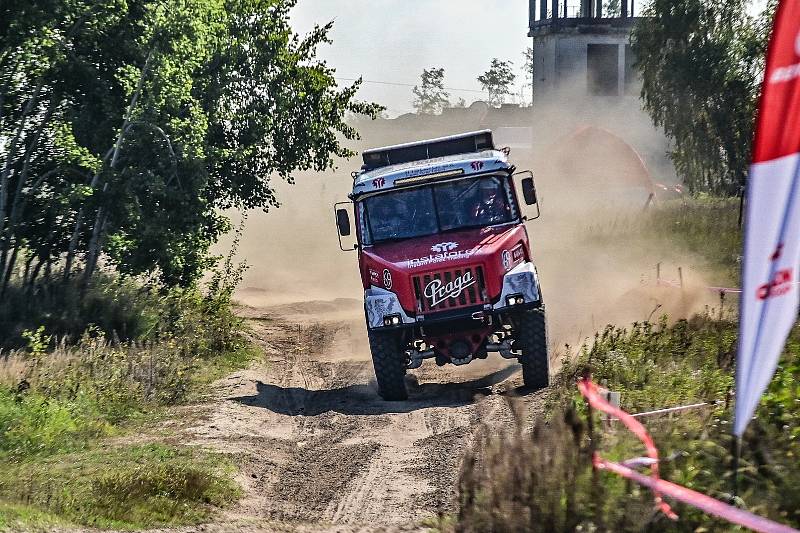 Aleš Loprais na hodonínském Pánově testoval Pragu Lady pro další ročník Rallye Dakar.