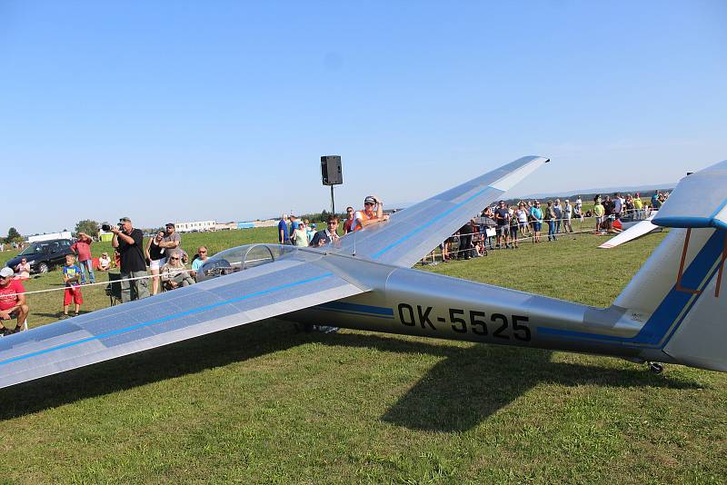 Velký letecký den, Aeroklub Kyjov si připomíná 75. výročí založení.