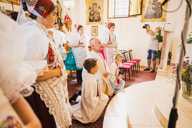 O zábavu na hodech se starala místní chasa. Přípravy probíhaly několik měsíců dopředu.