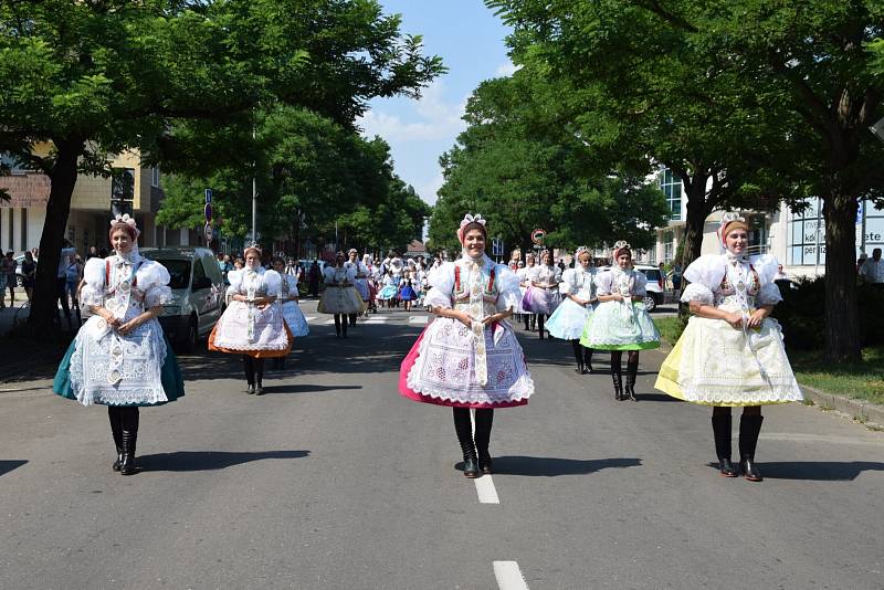 Hodonín rozveselily Svatovařinecké slavnosti