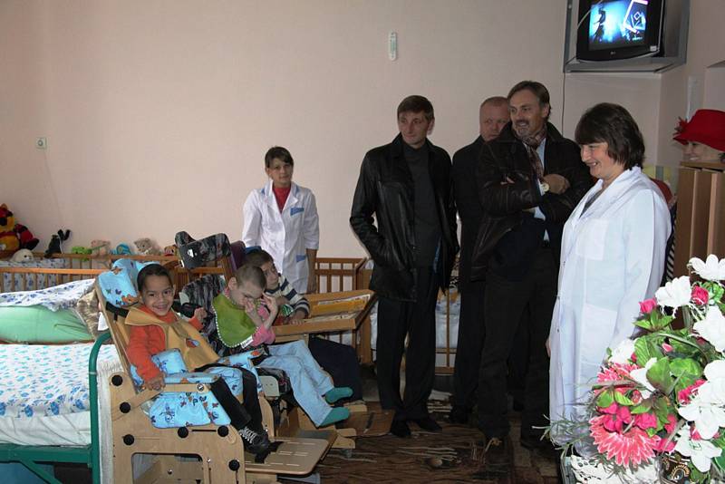 Lidé z kyjovské nadace Dětem z Vilšan změnili dětem z domova na Ukrajině život k lepšímu.