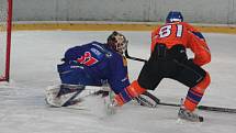 2. liga, východ: SHK Hodonín (v oranžovém) vs. HC Bobři Valašské Meziříčí