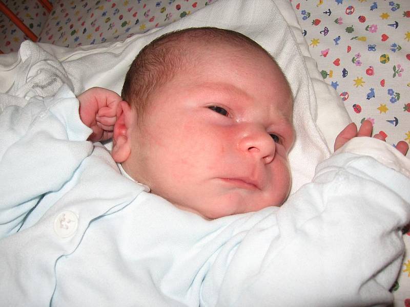 David Krist, 53 cm, 3,75 kg, 27. 5. 2010, Svatobořice.