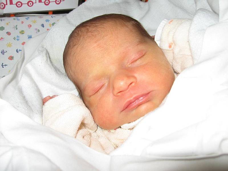 Liliana Vítová, 50 cm, 2,65 kg, 28. 5. 2010, Starý Poddvorov.