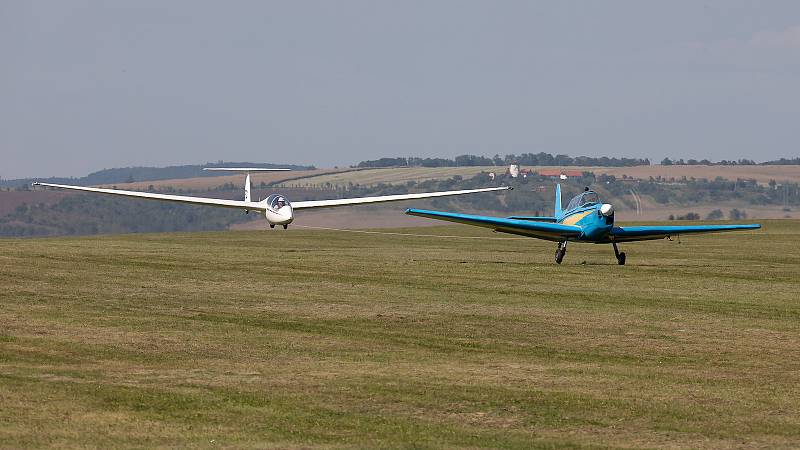 Letecký den 2021 spojený s oslavami 75. výročím Aeroklubu Kyjov.