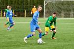 Fotbalisté Mutěnic (v zeleném) podlehli 1:3 Kuřimi a v poháru končí.