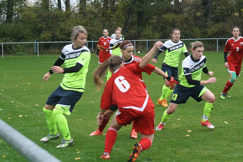 První kolo na Hané děvčata z Nesytu zvládla výhrou 3:1. Znovu se s Olomoucí potkala v nedělním odvetném zápasu na hodonínské půdě, kde s přehledem 4:0 zvítězila.