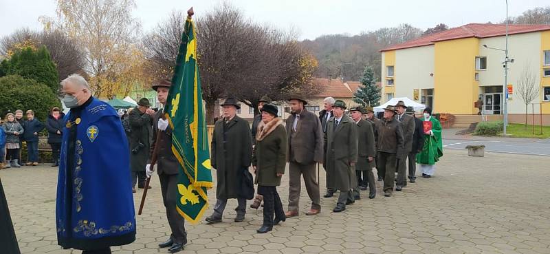 Horňácká Svatohubertská mše se v Louce konala již po patnácté.