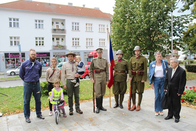 Pietní akt v Hodoníně u příležitosti osmdesáti let od úmrtí prvního československého prezidenta Tomáše Garrigua Masaryka.