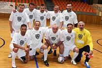 Patnáctý ročník halového turnaje ve fotbale hráčů nad padesát let ovládl Sigi Team.