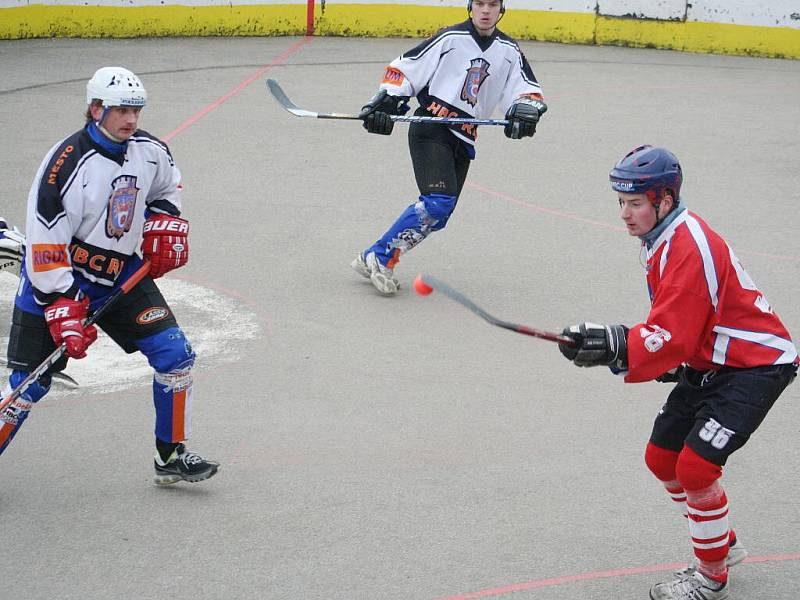 MNHbL: Rigum Hodonín (v bílém) vs Třinec