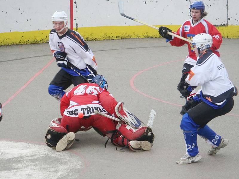 MNHbL: Rigum Hodonín (v bílém) vs Třinec