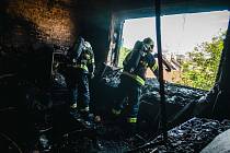 Hasiči likvidovali požár bytu v ulici Pravoslava Veselého. Foto: hasiči
