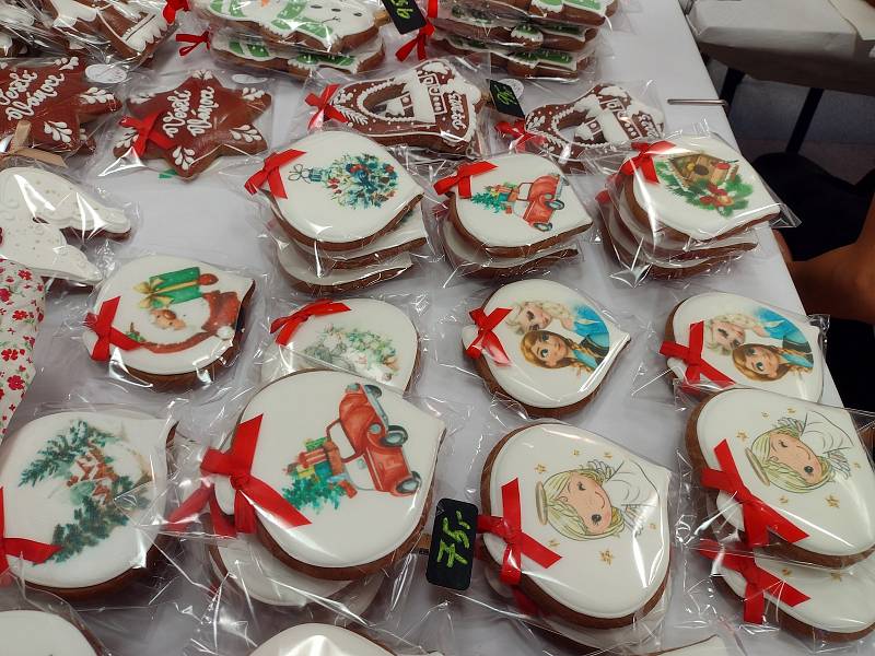 Vánoce se blíží.. Předvánoční předváděcí akce rukodělných výrobců začala ve Vlastivědném muzeu v Kyjově.