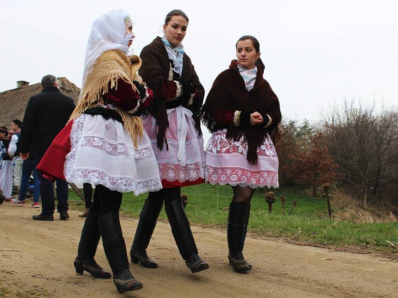 Pořad Národního ústavu lidové kultury Velikonoce ve skanzenu.