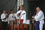 Kyjovští slavili jubilejní Slovácký rok. Stovku vítali hudbou, vínem a koňskou jízdou sedmičlenného skoronského banderia.