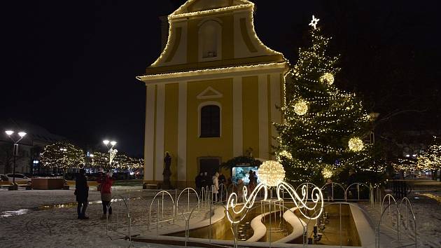 Centrum Hodonína zaplní od soboty 12. prosince stánky s občestvením a řemeslnými výrobky.