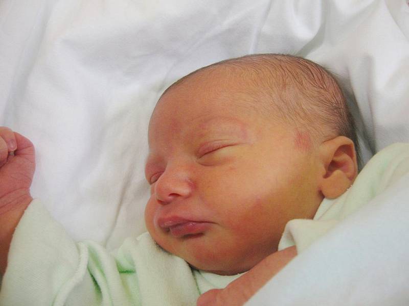 Emilio Eusebius Skupin, 23. 12. 2010, 49 cm, 3,05 kg, Hodonín