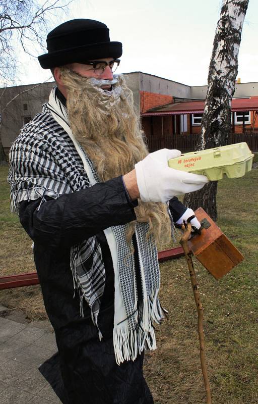 V Moravanech má bujaré a rozverné pochodování v závěru masopustu dlouhou tradici. 