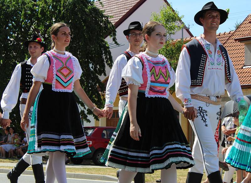 Mezinárodní folklorní festival Strážnice 2017, průvod městem.