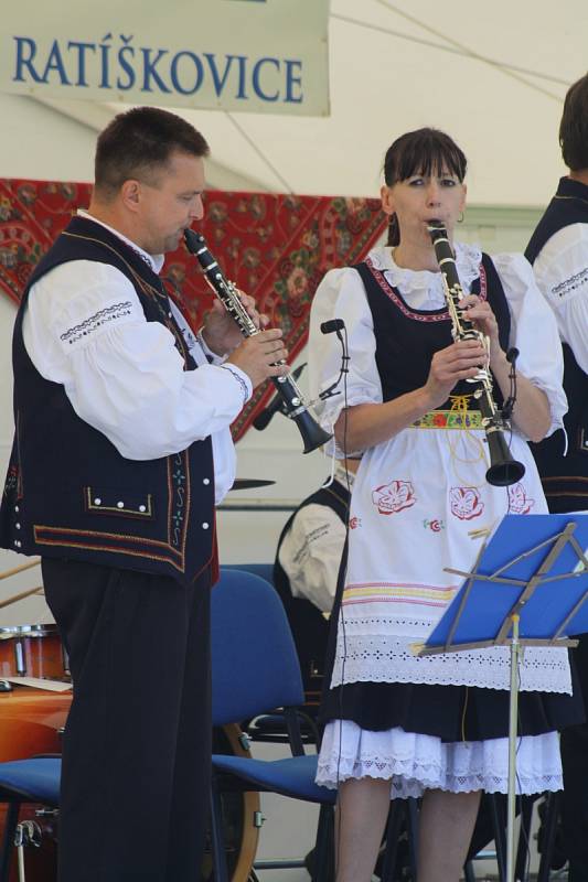 Dvanáct dechových kapel předvedlo na ratíškovickém osmačtyřicátém Mezinárodním festivalu dechových hudeb své umění.