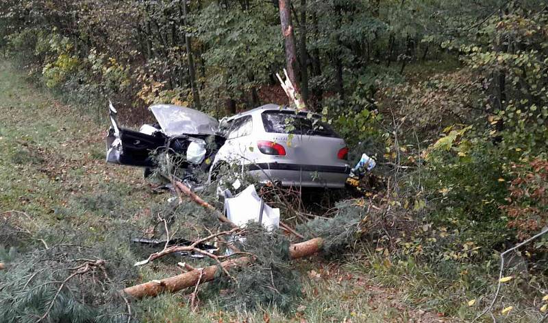 Vrtulník záchranné služby letěl v neděli odpoledne kolem páté hodiny k nehodě osobního auta do Žarošic. Došlo k ní na silnici I/54 v tamní části Zdravá Voda směrem na Nížkovice na Vyškovsku.