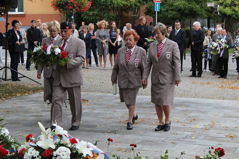 Pietní akt v Hodoníně u příležitosti osmdesáti let od úmrtí prvního československého prezidenta Tomáše Garrigua Masaryka.