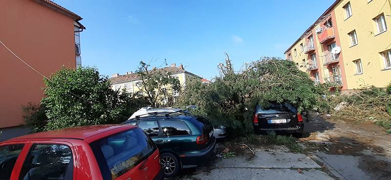 Lidé v hodonínské části Bažantnice se probudili do děsivého rána.