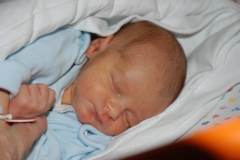 Samuel Štencl, 48 cm, 2,85 kg, 14. 11. 2009, Hodonín