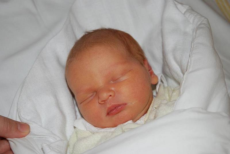 Vanesska Veselá, 47 cm, 3,05 kg, 17. 11. 2009, Hodonín