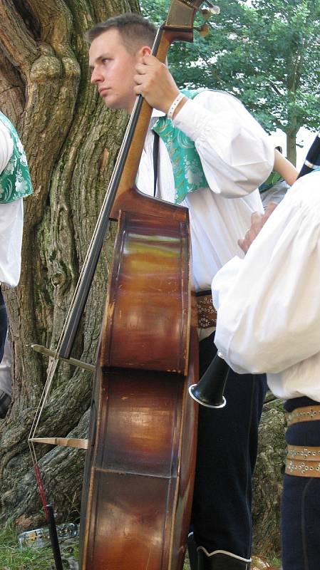 Ve Strážnici se konal jednasedmdesátý ročník Mezinárodního folklorního festivalu. Vystoupily tam soubory z celého světa.