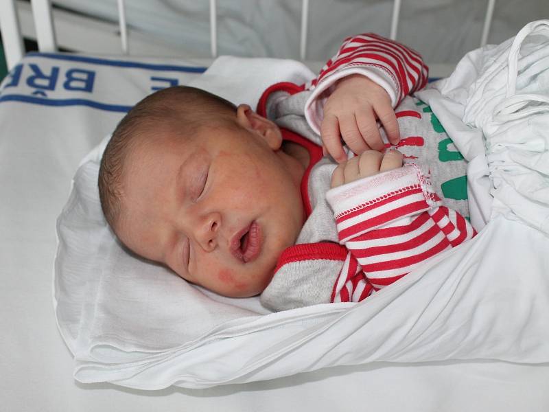 Luren Gegaj, 22. 2. 2014, Hodonín, 52 cm, 3,80 kg, porodnice Břeclav