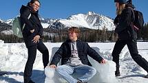 Studenti z rájeckého gymnázia zažili v Tatrách spoustu zajímavých aktivit, například výstup na sněžnicích nebo jízdu na Fat Bike.