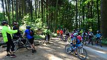 Klepačovská skupina cyklistů vyráží na kolech každou druhou sobotu v měsíci.