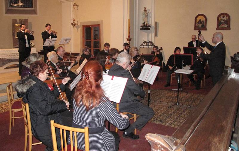 V neděli kostely svatého Martina v Blansku zněly barokní skladby v podání Komorního orchestru města Blanska.